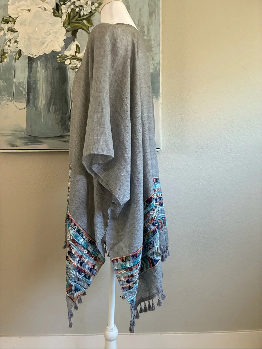 Gray Tassel Hem Kimono with Geometric Multicolor Trim - One Size